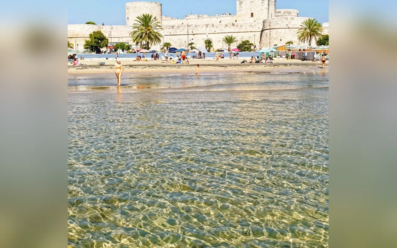 Esterni di Casale Santa Maria di Pulsano, Manfredonia (Puglia) (foto 7)