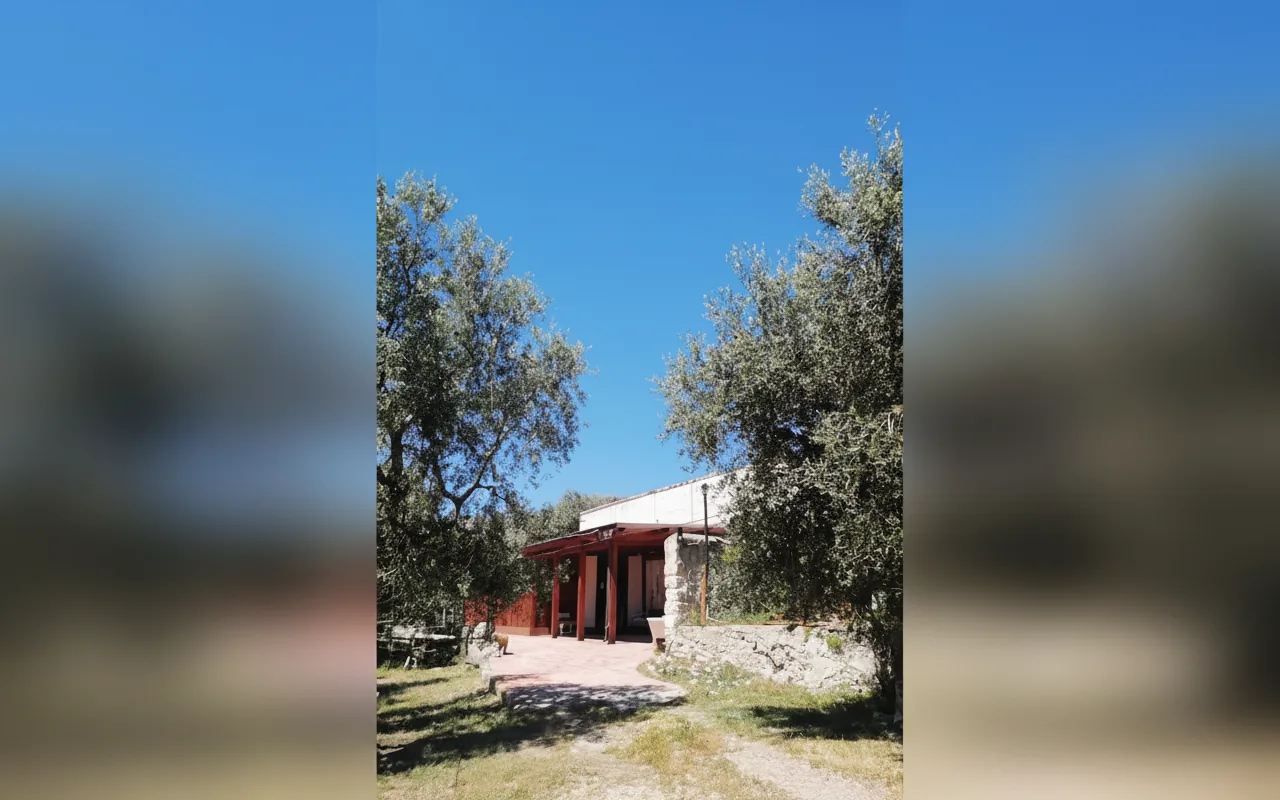 Esterni di Casale Santa Maria di Pulsano, Manfredonia (Puglia) (foto 9)